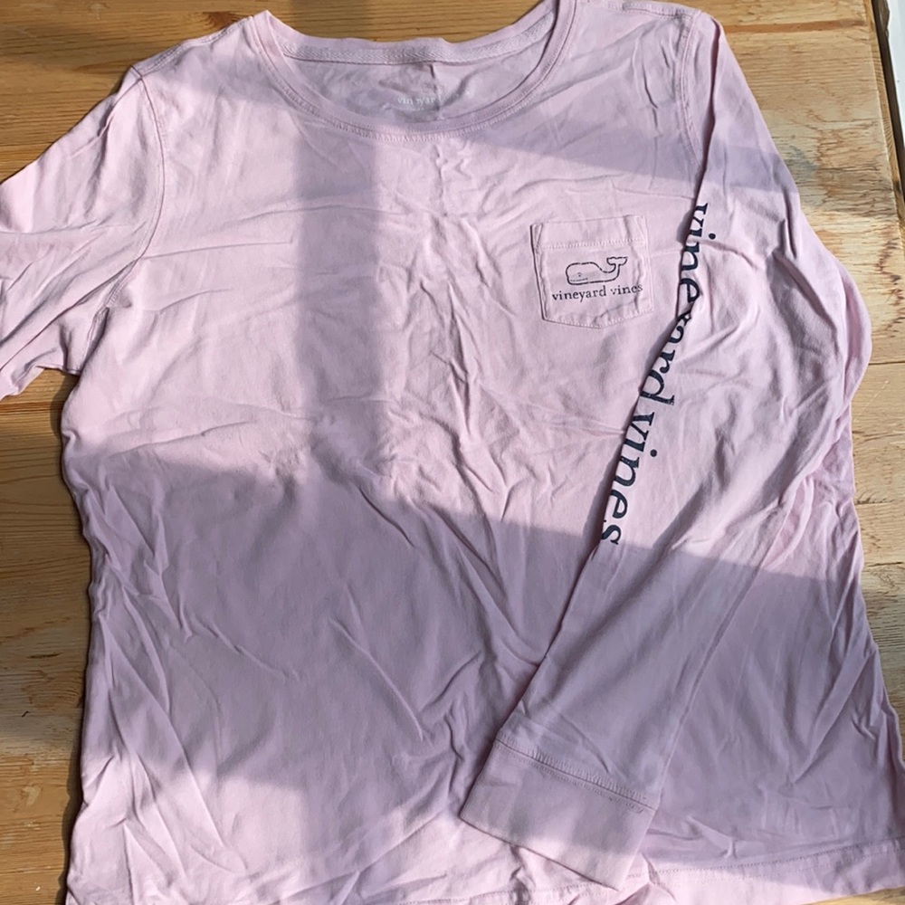*VINEYARD VINES SHIRT*